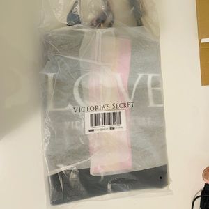 BNIP VICTORIA SECRET TOTE